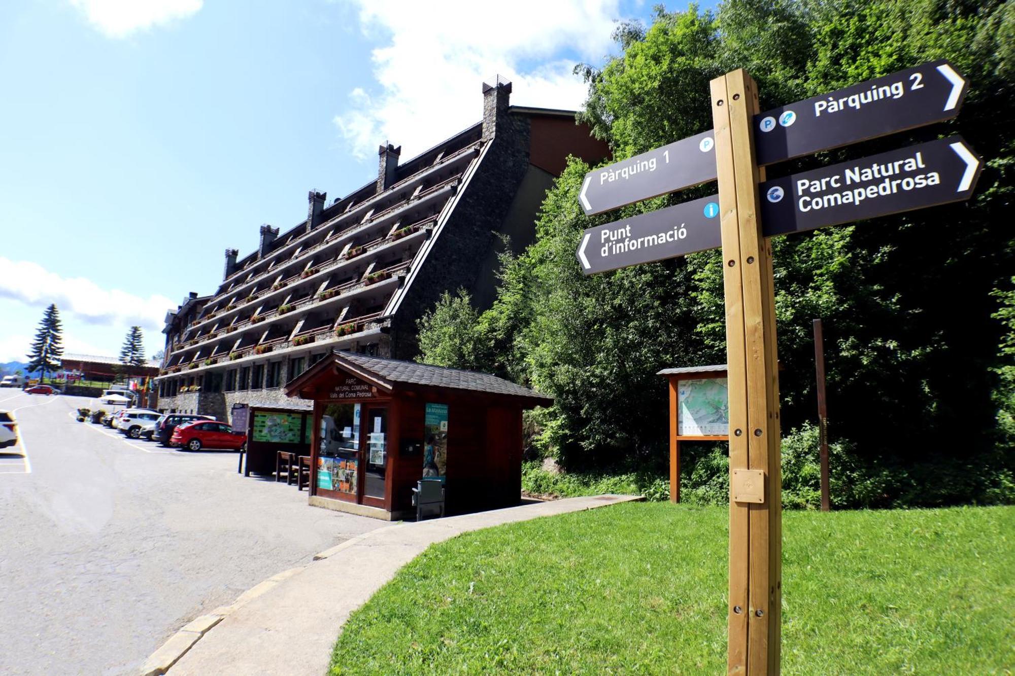 Hotel Yomo Patagonia Arinsal Esterno foto